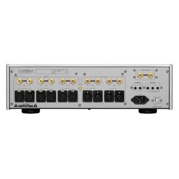 Luxman C-10X back, connections