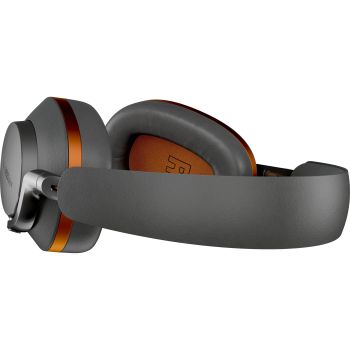 Bowers & Wilkins PX8 McLaren edition