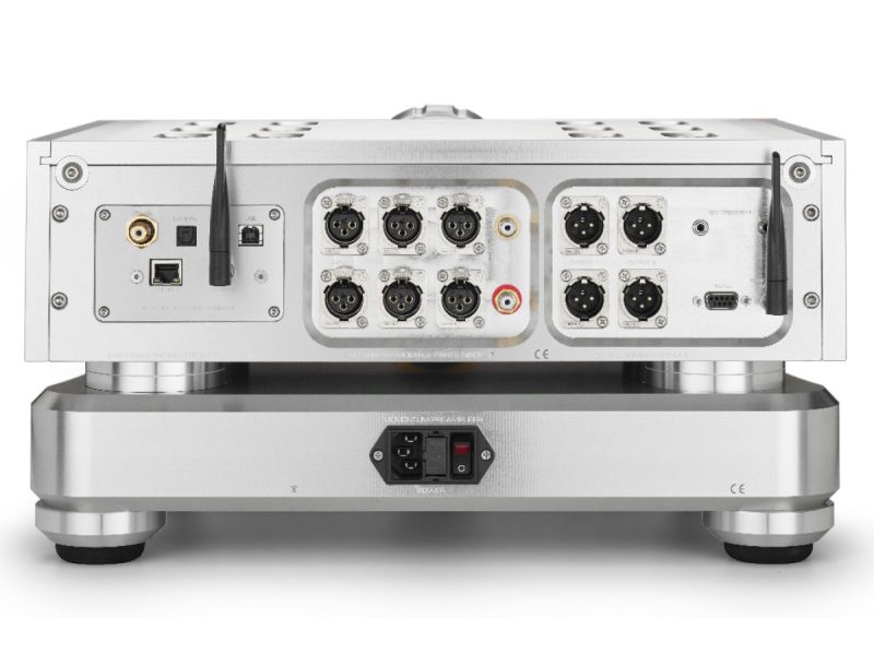 Dan D\'Agostino Momentum C2 Preamplifier