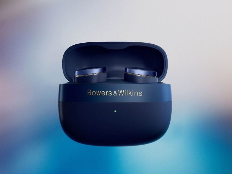 Bowers & Wilkins Pi8 midnight blue