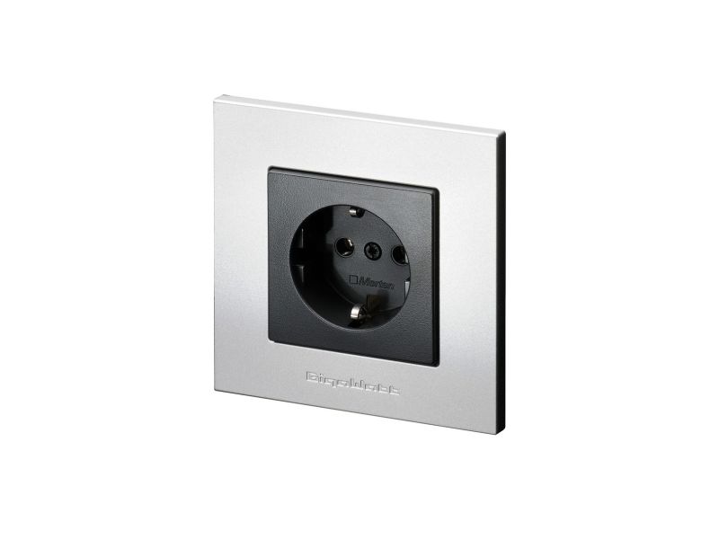 GigaWatt G-044 Schuko Wall Socket