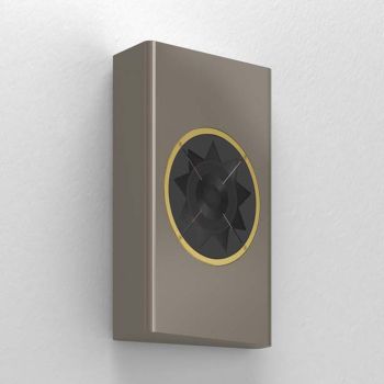 Manger Audio w1 on wall, Ral 7048 with gold ring