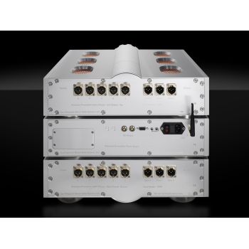Dan D'Agostino Relentless Preamplifier rear, connections