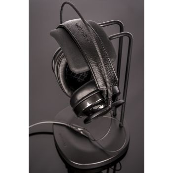 AudioQuest Perch headphones stand